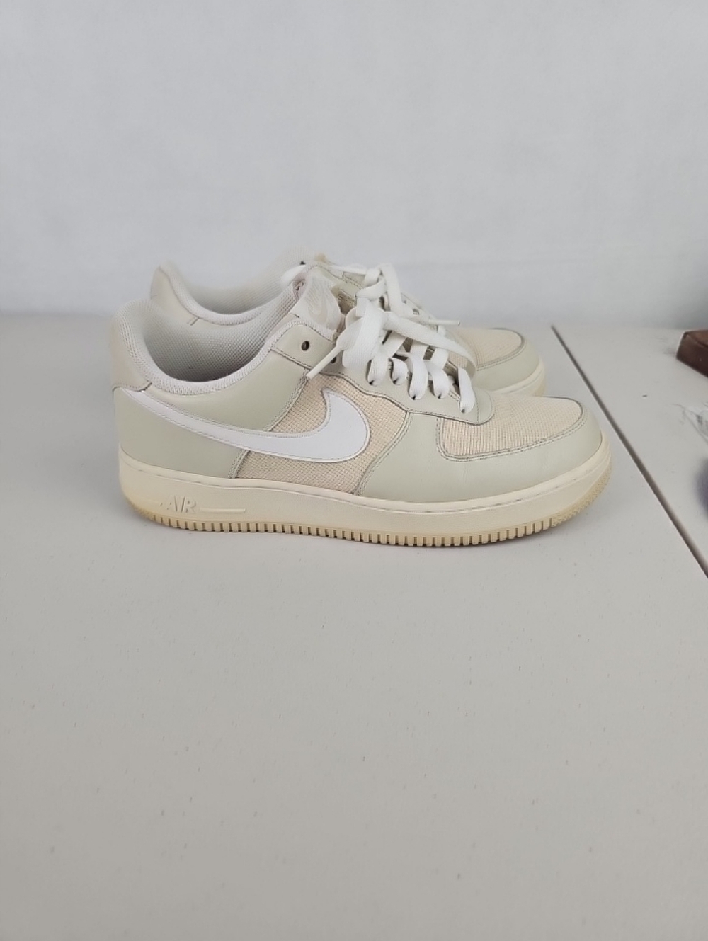 Nike Air Force 1 Low — Cream & White
